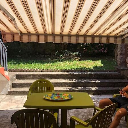Joli Appartement Avec Terrasse Et Jardin - Vue Sur Montagne Bagnères-de-Bigorre Extérieur photo